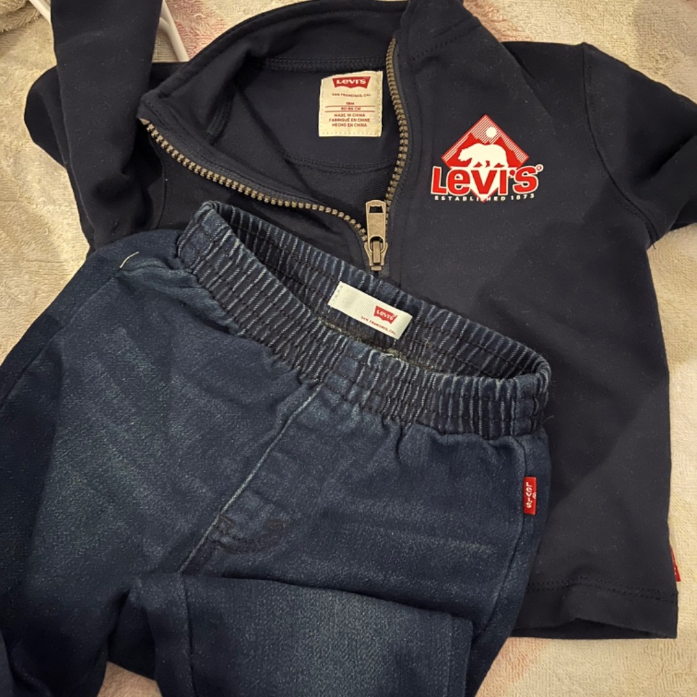 Levi’s Matching Set - Picture 13 of 13